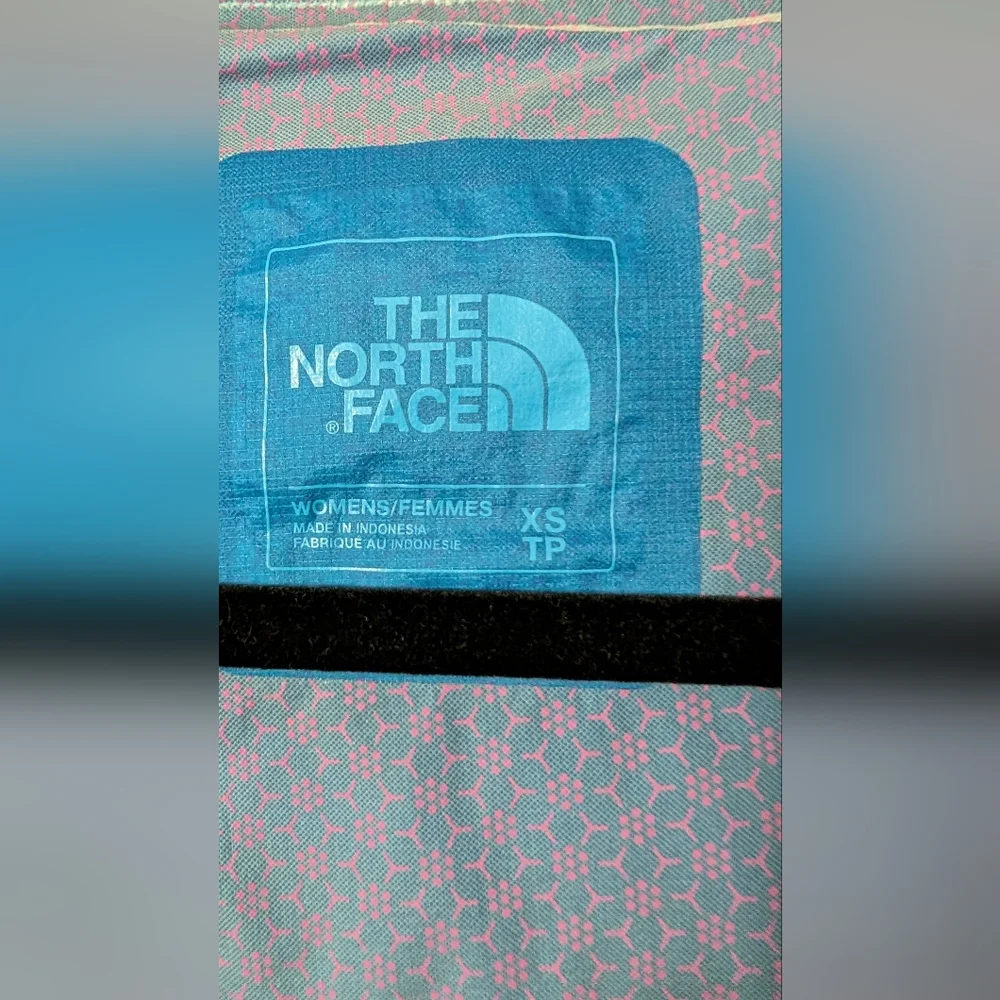 The North Face Women's HyVent 2.5L Rain Jacket Hooded Lightweight Size XS Blue - Picture 4 of 8